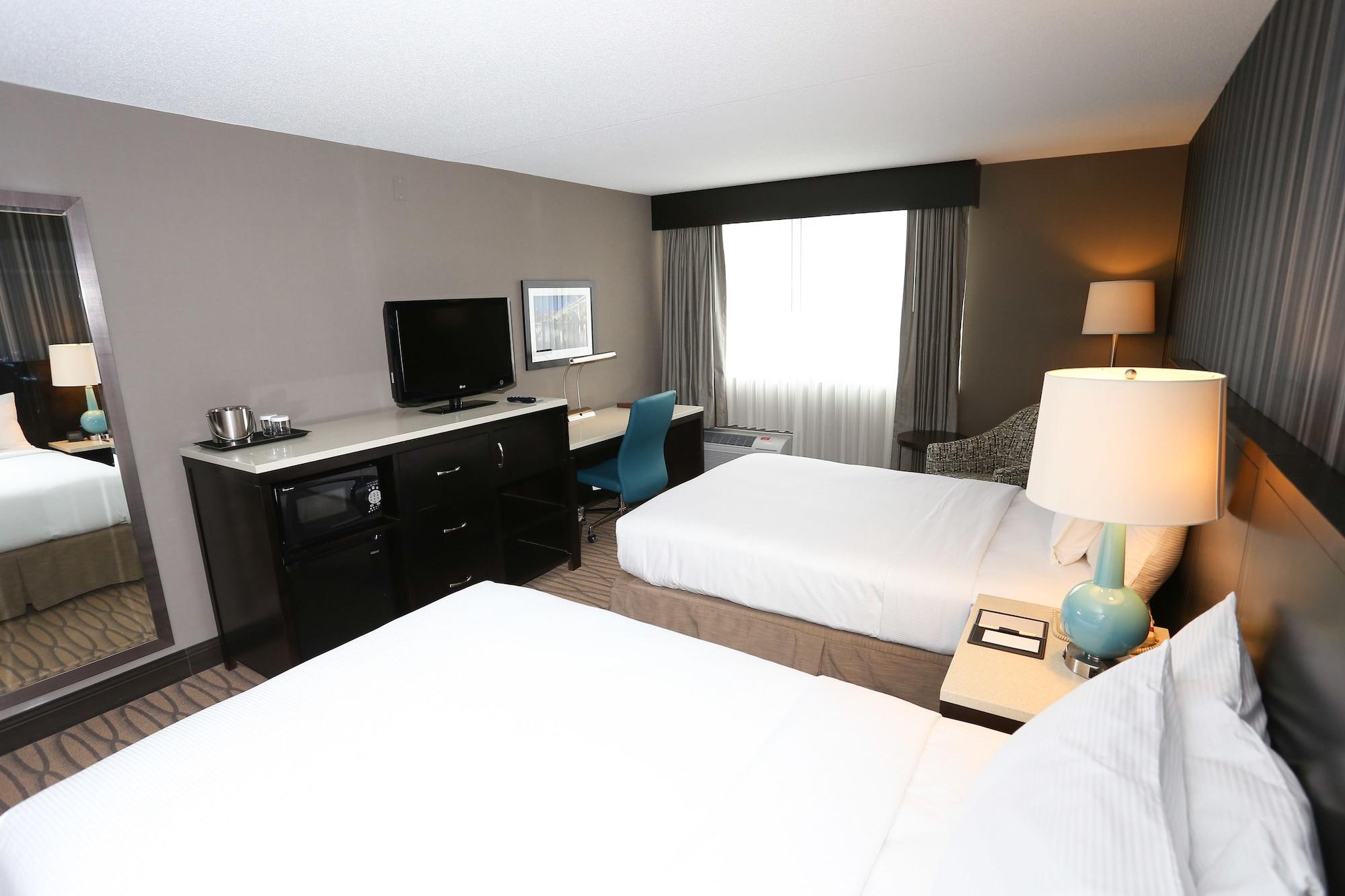 Wyndham Garden Westlake Exterior photo